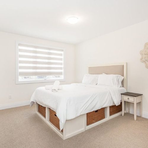 Cheerful 4 Bedroom House With Indoor Fire Place - Bedroom
